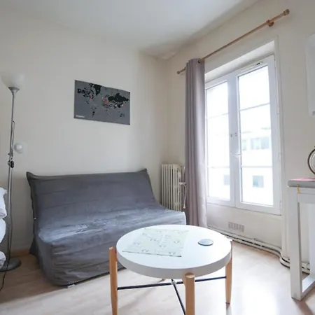 Appartamento Charming Studio With Tour Eiffel View